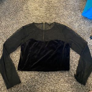 Long sleeve velvet/mesh crop top